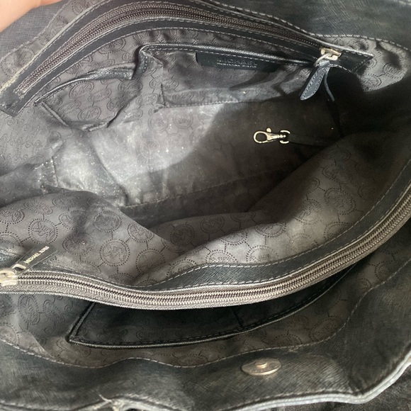 Authentic MK bag - Picture 9 of 12